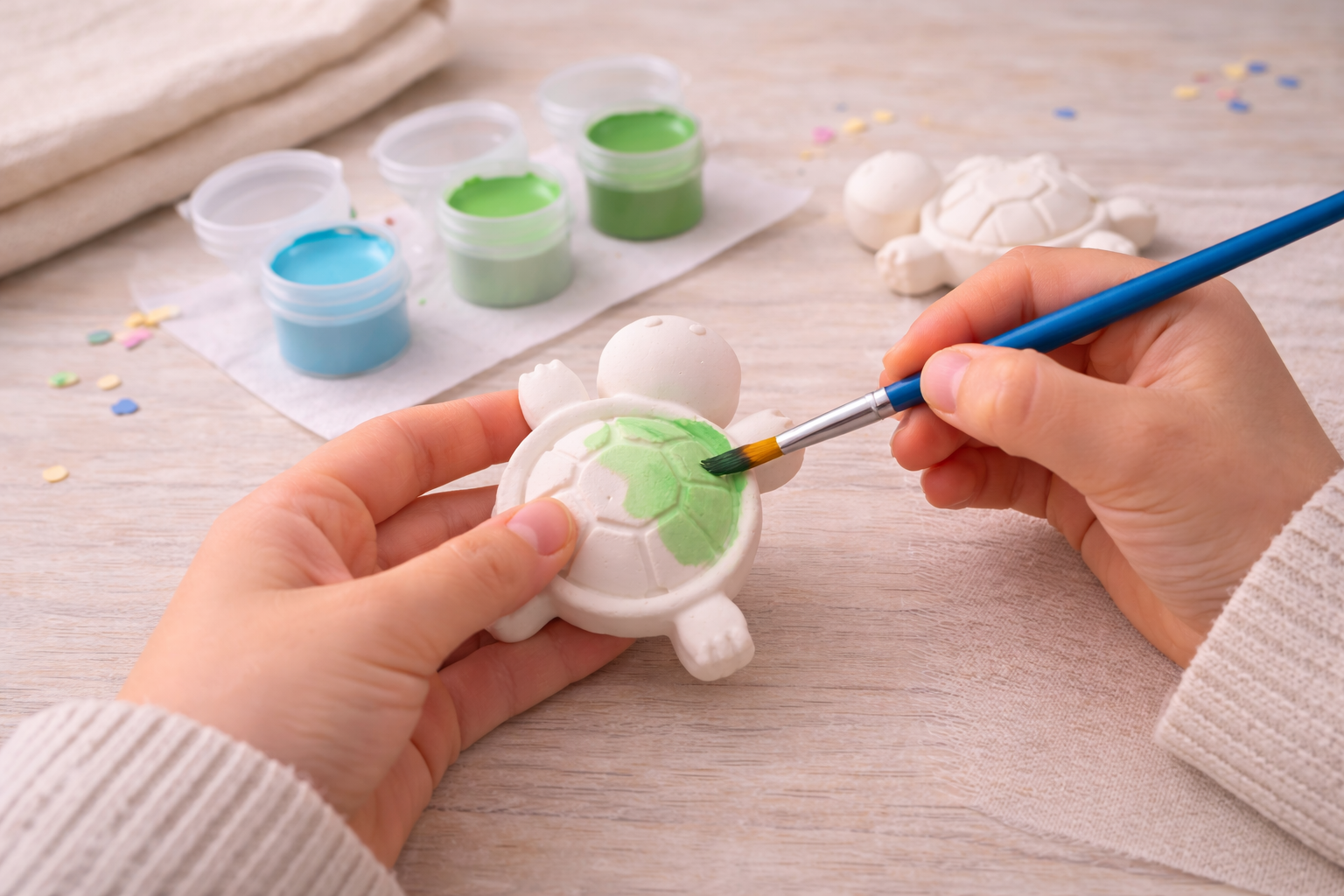 🎨 Paint Your Own Clay Kit